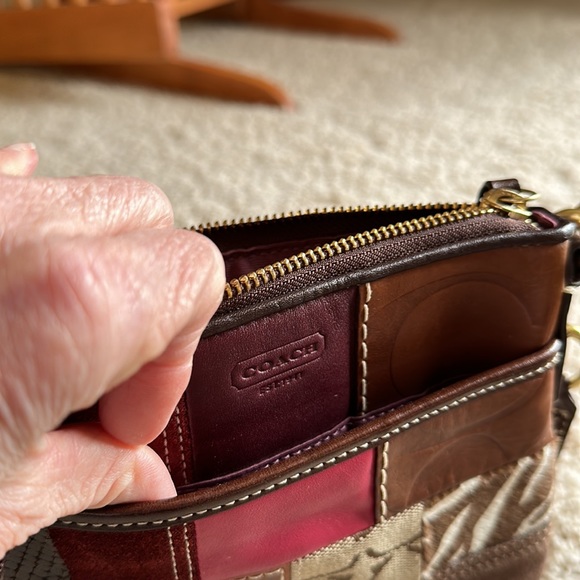 Coach Crossbody purse - Picture 2 of 4